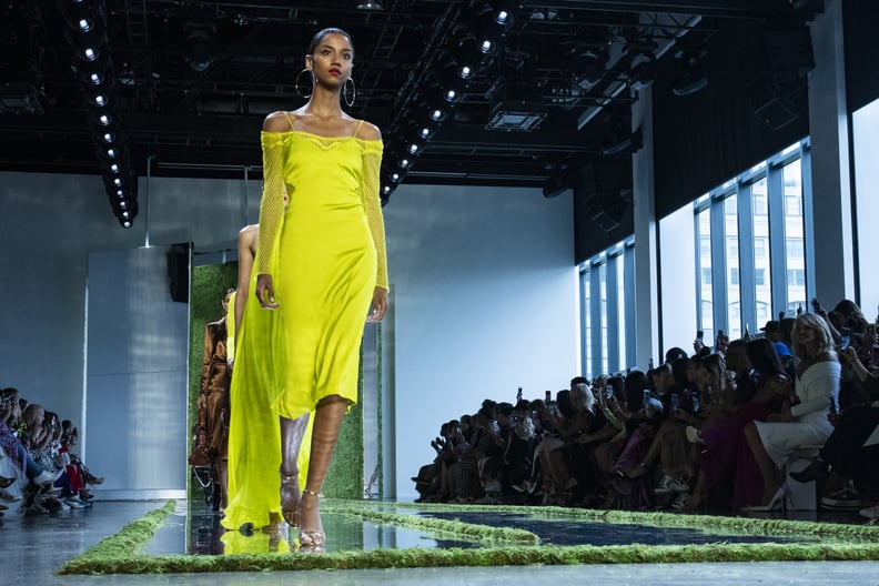 NEW YORK, NY - SEPTEMBER 07: A model walks the runway at the Cushnie fashion show during New York Fashion Week on September 7, 2018 in New York City. (Photo by Pietro D'aprano/FilmMagic,,)