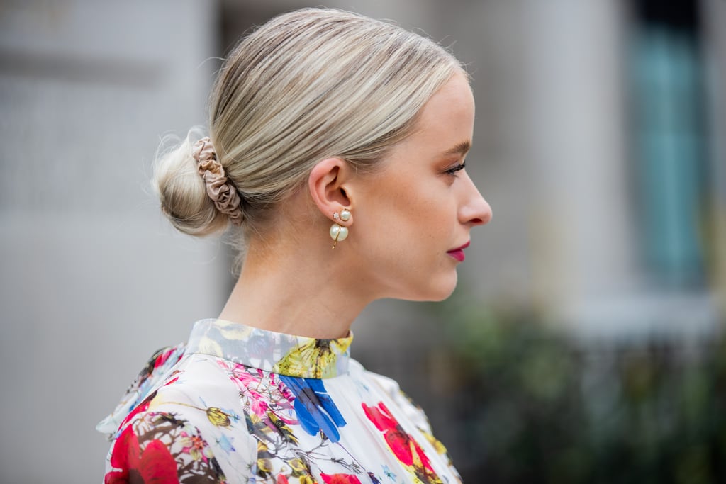 Summer Hair Trend: Wet Hair Bun With Scrunchie