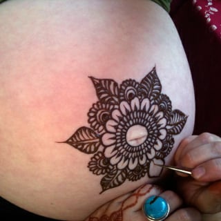 Hire Henna Sun  Henna Tattoo Artist in Vancouver British Columbia