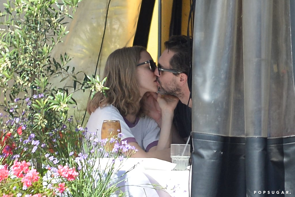 Amanda Seyfried and Thomas Sadoski Kissing March 2016