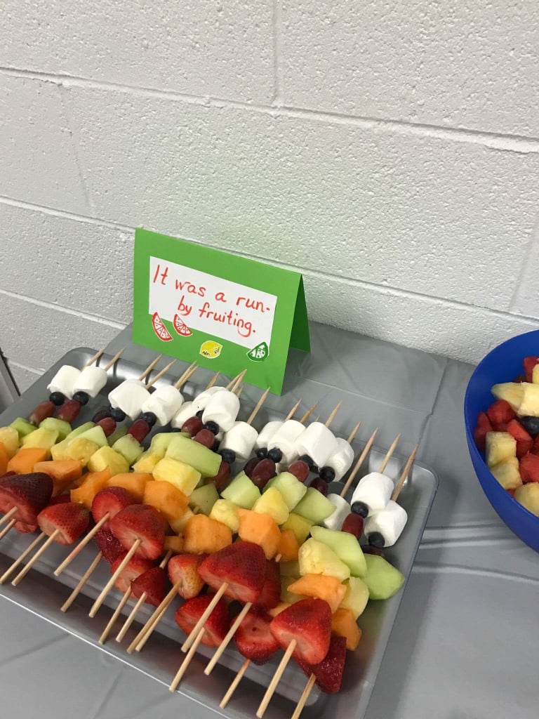 Mrs. Doubtfire Birthday Party | POPSUGAR Family Photo 4