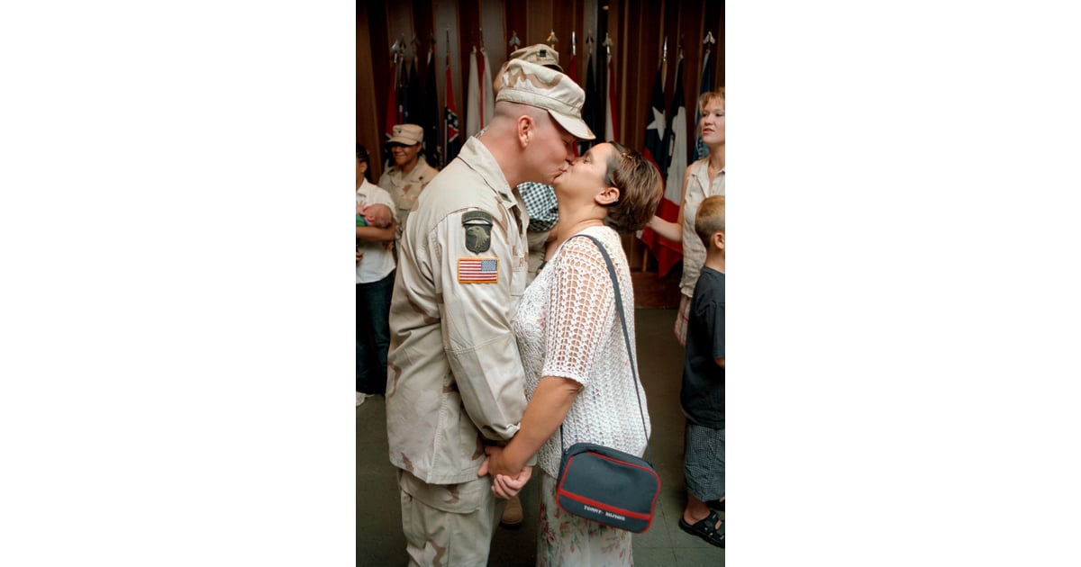 Us Army Military Policeman Marc Runge And His Wife Valerie Shared A Soldier Homecoming
