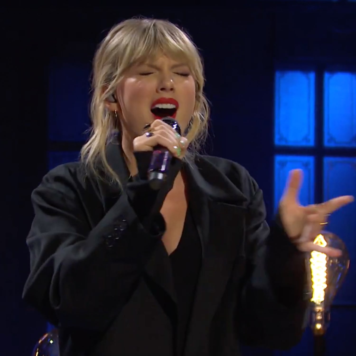 Taylor Swift S Performances On Saturday Night Live 19 Popsugar Entertainment