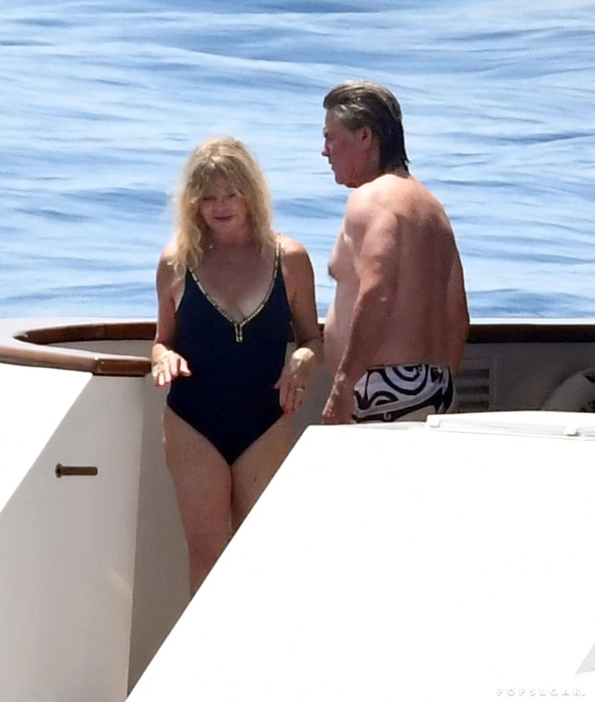 Kate Hudson and Goldie Hawn on Vacation in Italy Photos 2019