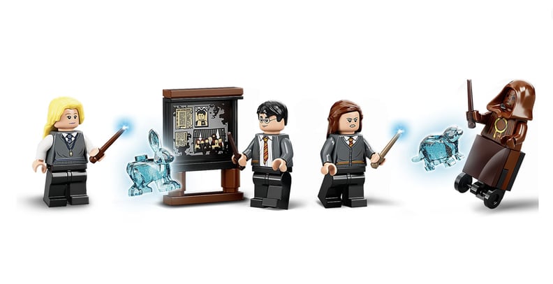The Minifigures in the Lego Harry Potter Hogwarts Room of Requirement Set