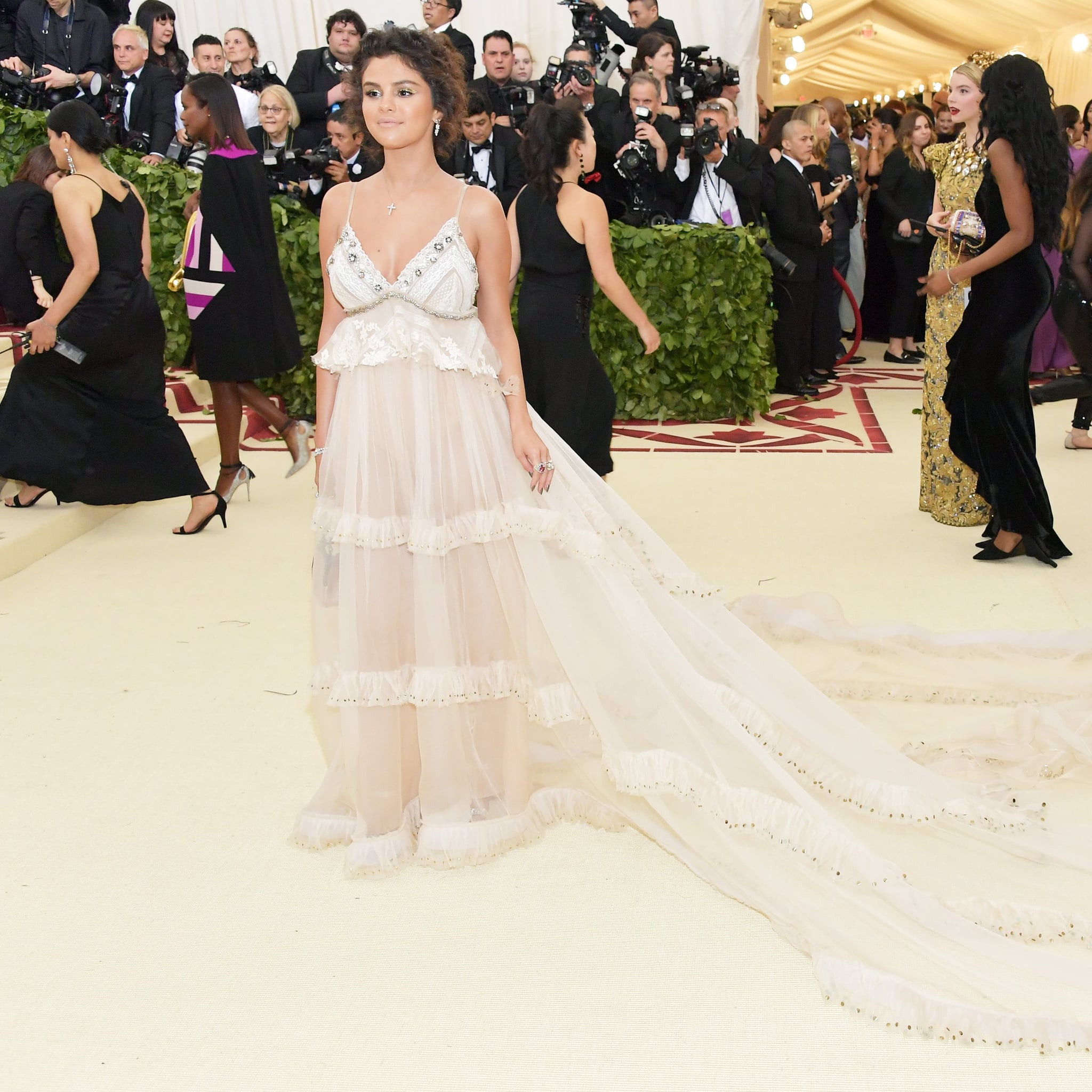 Happy Birthday Selena Gomez 6 Times She Nailed the Summer Prairie Dress  Look