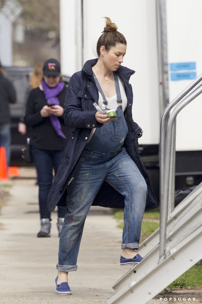 Jessica Biel Pregnant in Overalls