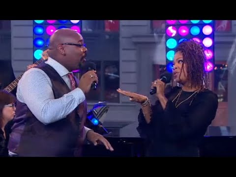 The Lion King And Aladdin Broadway Casts Face-Off in a Sing-Off