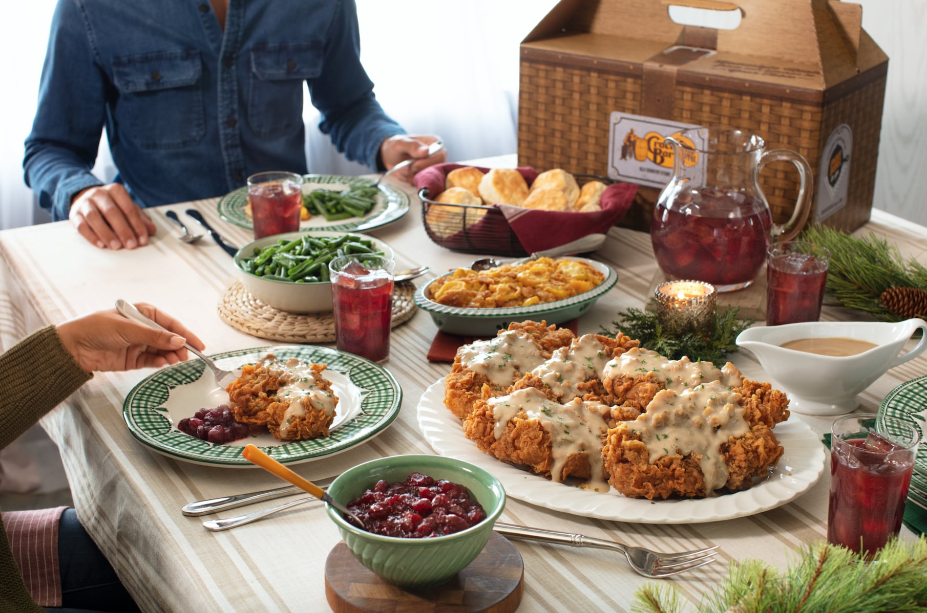 Download Cracker Barrel Thanksgiving 2021 Catering Background