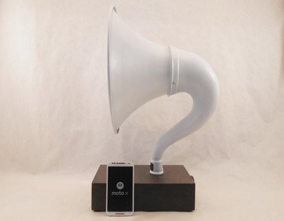 antique horn wireless speaker