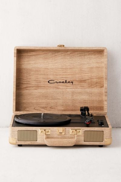 Crosley UO Exclusive Wood Cruiser Bluetooth Record Player