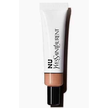 ปากกาเน้นข้อความ YSL นี้ทำให้ผิวของฉันดูเป็นธรรมชาติและเงางาม