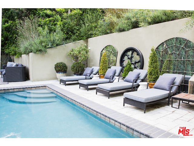 Dianna Agron Sells Hollywood Hills Home