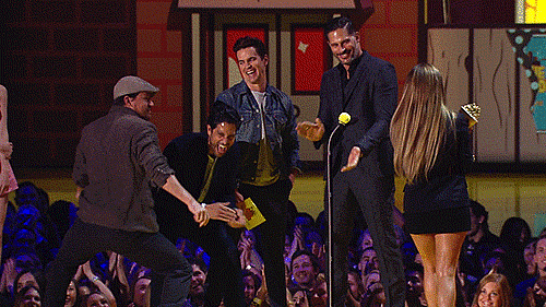 Once the show got started, we were feeling emotions left and right. Vin Diesel had a heartwarming moment when he sang "See You Again" from Furious 7, and Shailene Woodley's sweet words to John Green had us — and John Green himself — weeping.
There were definitely plenty of funny moments, too! Channing Tatum totally twerked on stage, all thanks to Jennifer Lopez.
Let's not forget the adorable celebrity kid moments from the evening. First of all, we barely recognized Judd Apatow's daughter. Iris is so grown up now! And Mark Ruffalo was almost too cute to handle with his daughter.
While it wasn't as epic as last year, Zac Efron had another shirtless moment, and we were thrilled about it. Also, he got a little aggressive with Dave Franco during his acceptance speech.
Meanwhile, in the audience, Amber Rose and Amy Schumer totally made out. You know, pretty standard stuff.