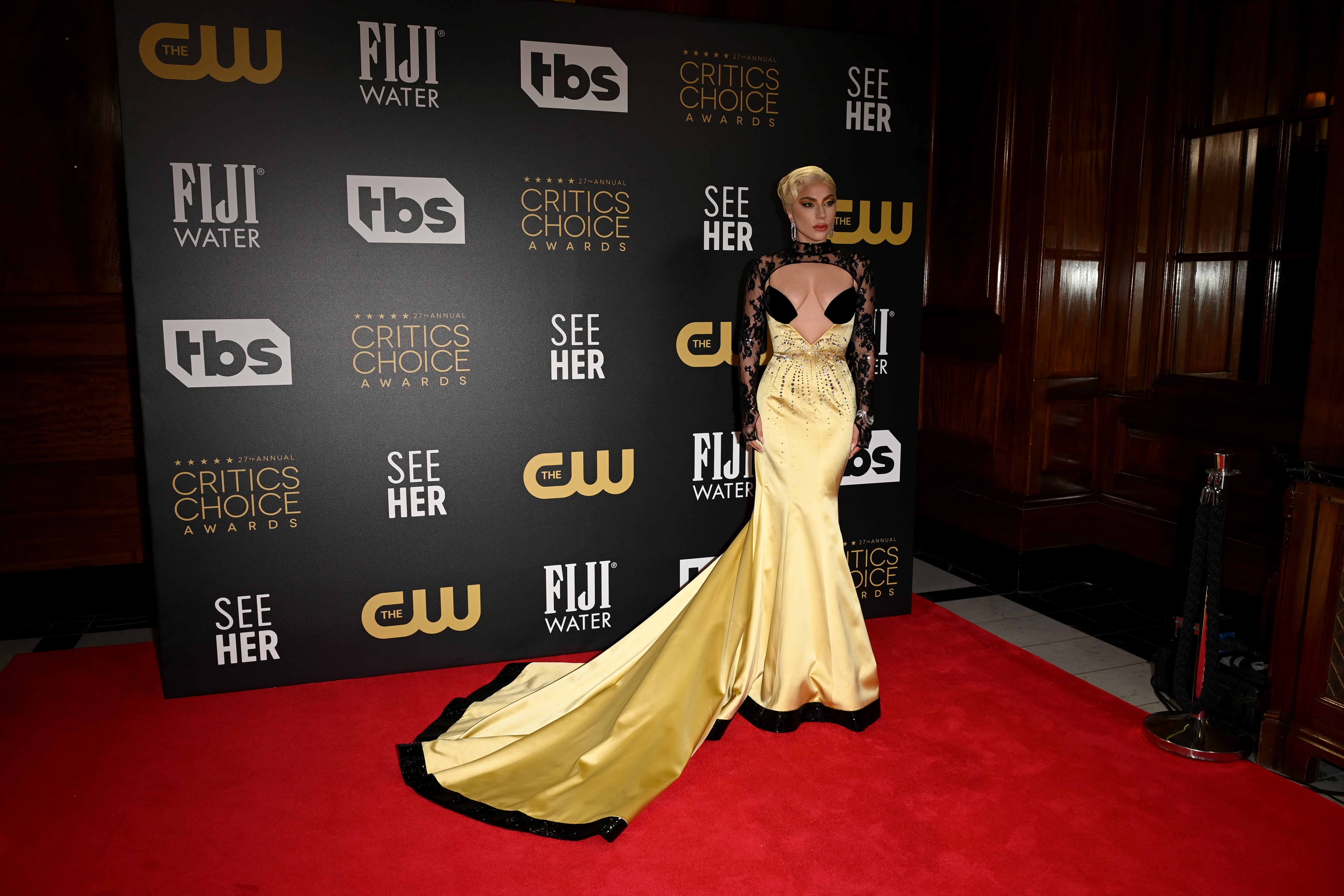 Lady Gaga's Gucci Dress at the Critics' Choice Awards 2022 | PS Fashion