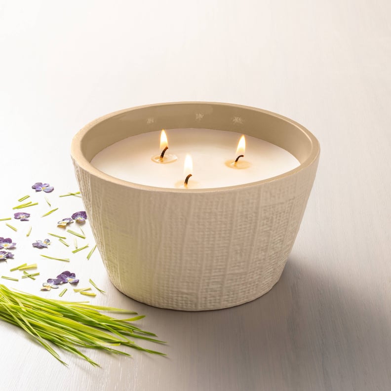 An Earthy Fragrance: Pampas Large Textured Ceramic Candle