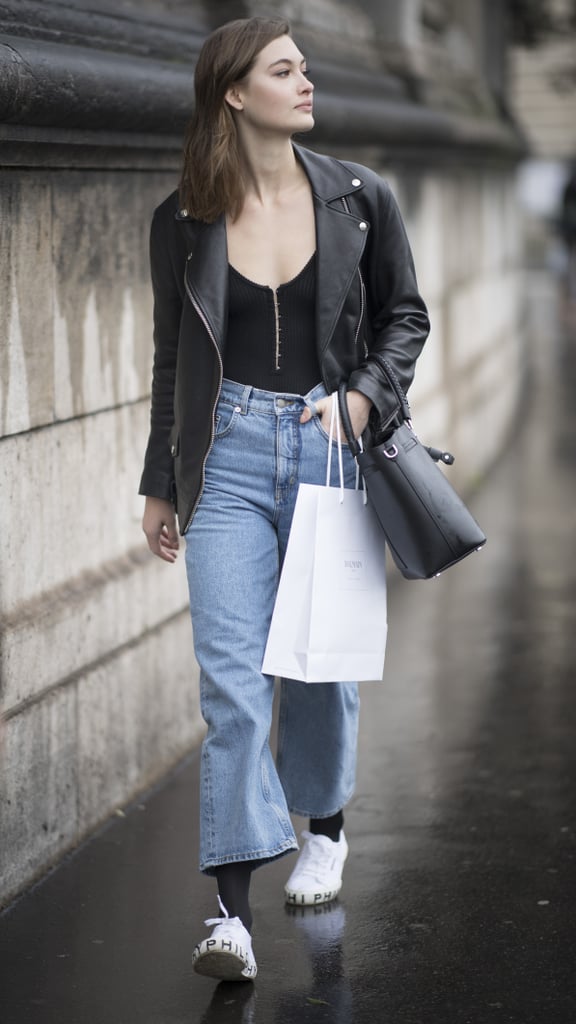 Street Style Mom Jeans Inspiration | POPSUGAR Fashion UK