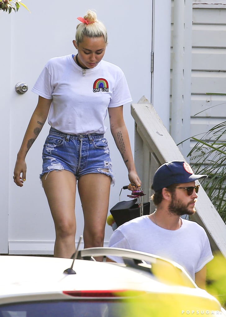 Miley Cyrus and Liam Hemsworth Having Lunch in Australia