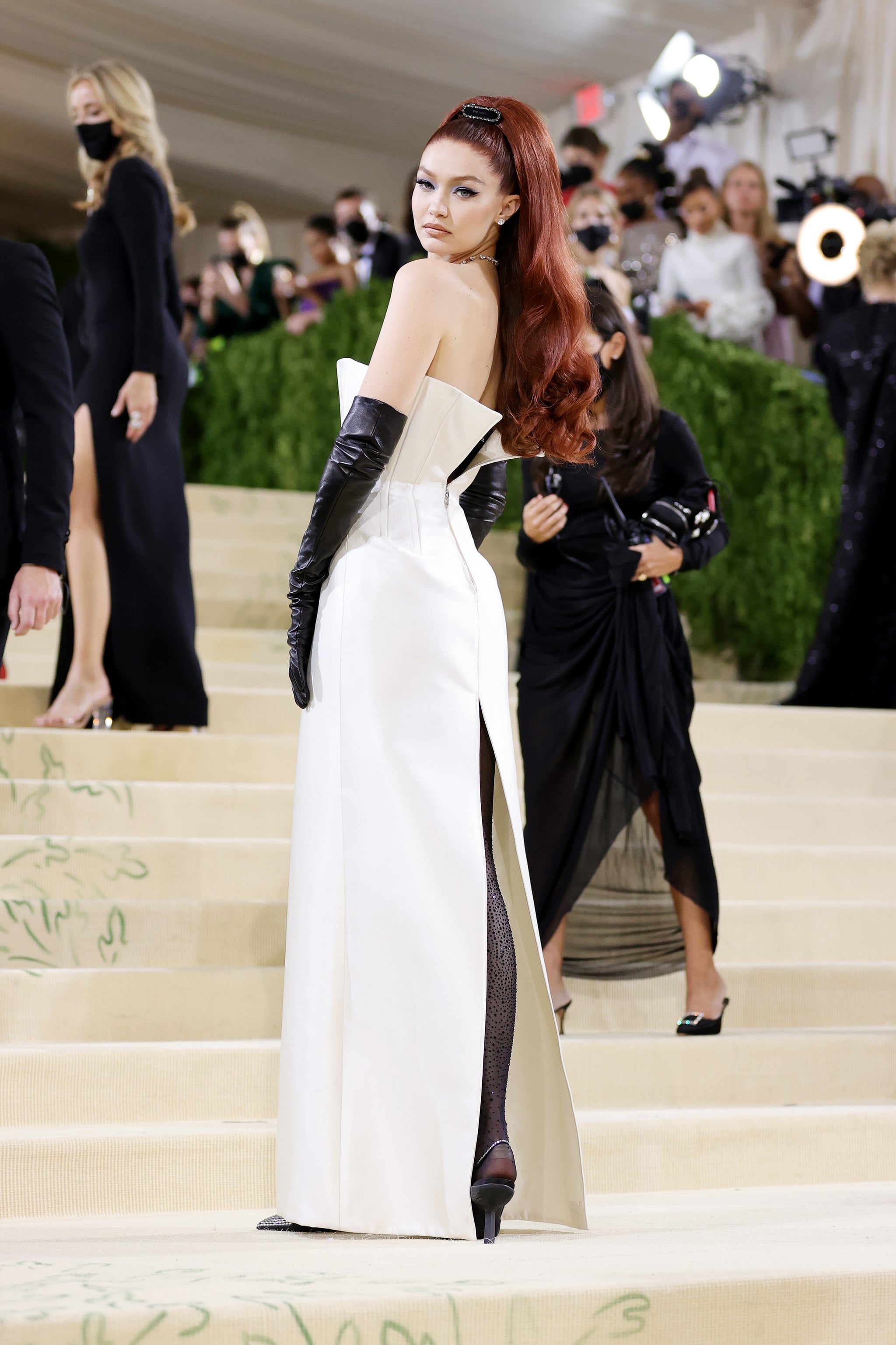 Gigi hadid red 2025 dress met gala