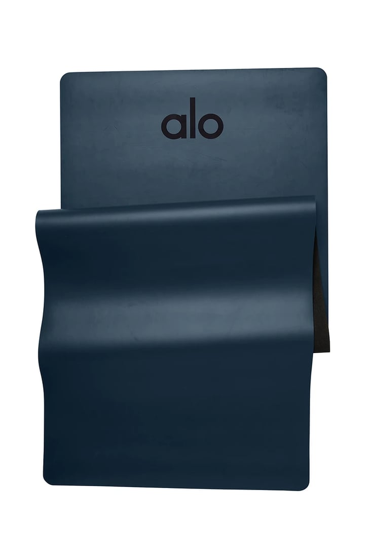 A Great Yoga Mat Alo Warrior Mat Best Cyber Monday Fitness Deals