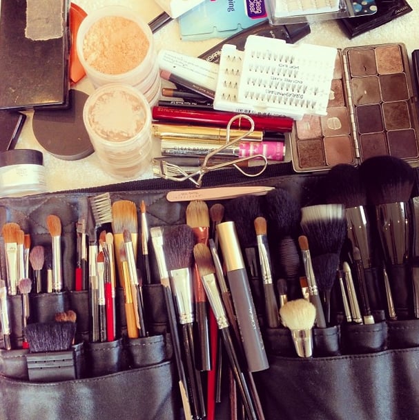 For Linda Hay, there is no such thing as too many brushes during award season.
Source: Instagram user lindahaymakeup