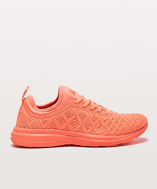 apl lululemon shoes