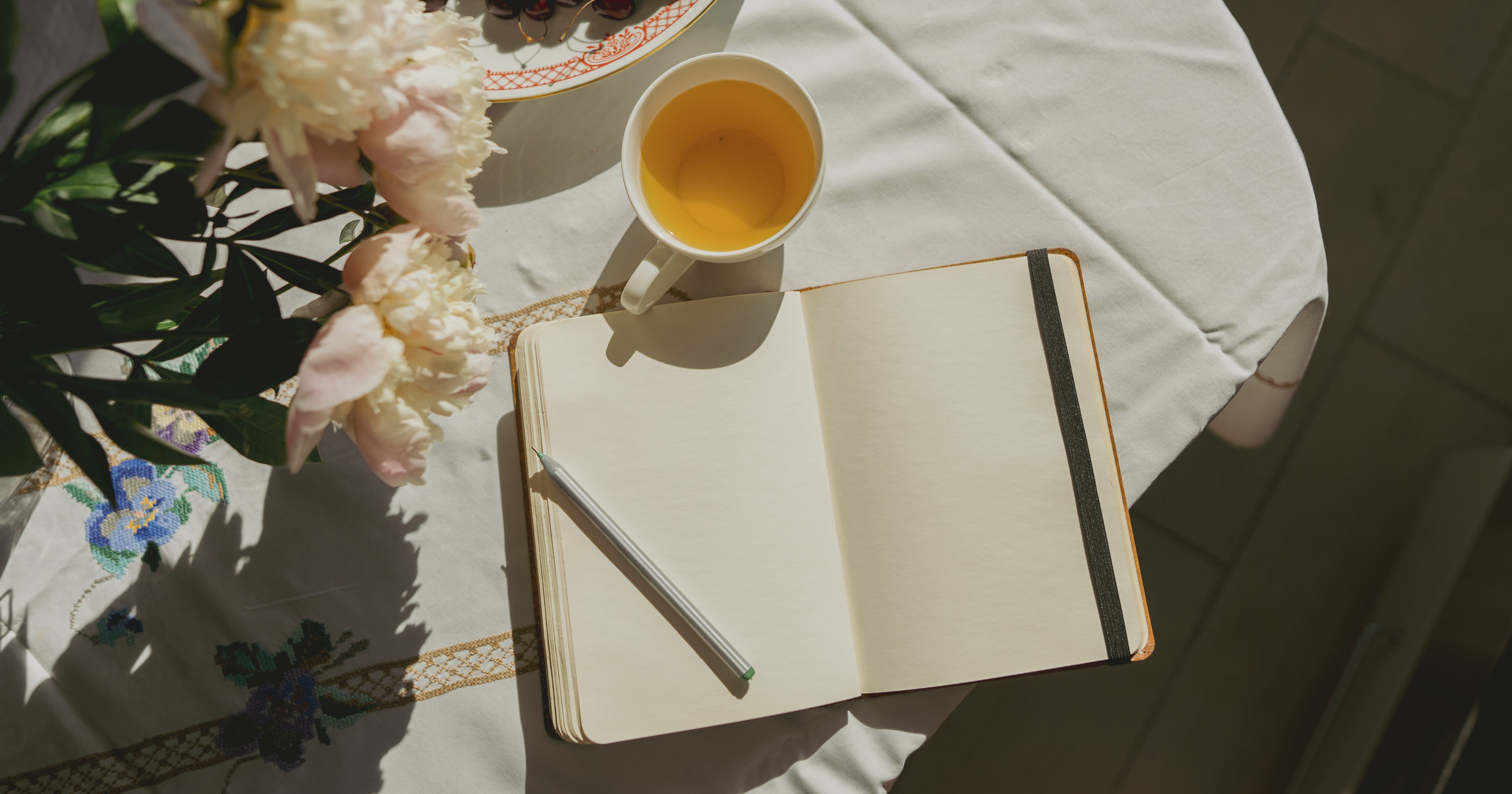 I Took a Journaling Retreat: Here’s How It Went