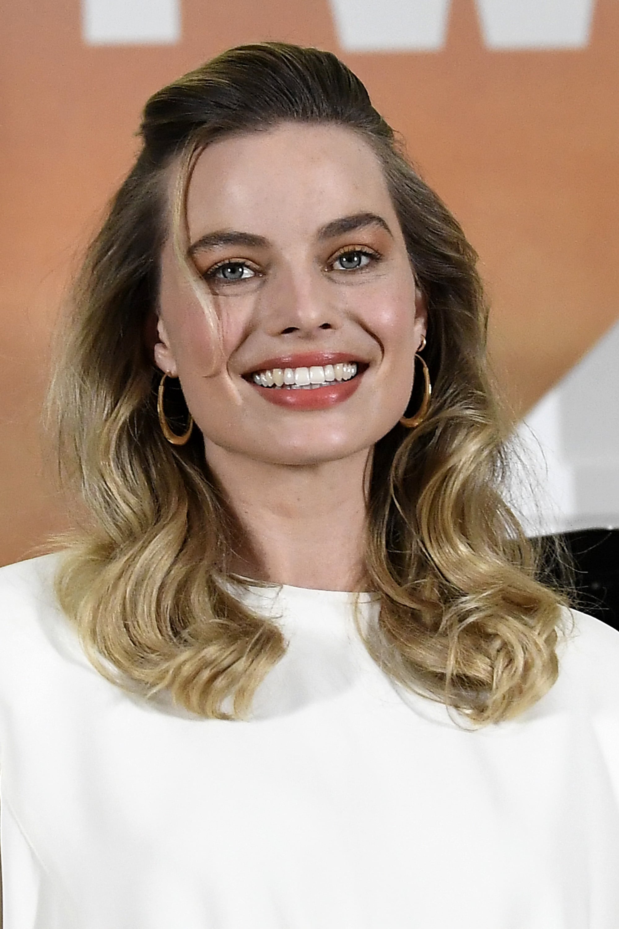 Celebrity Gossip & News | Brad Pitt Sure Was in a Photobombing Mood at This  Fun Once Upon a Time in Hollywood Shoot | POPSUGAR Middle East Celebrity  and Entertainment Photo 23