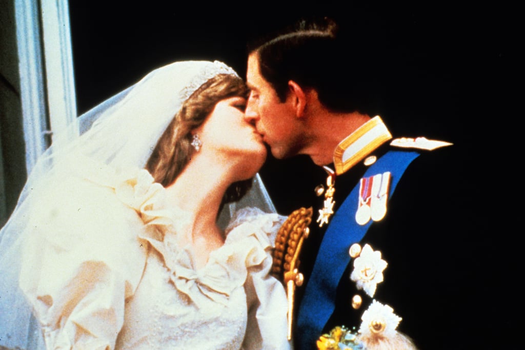 The newlyweds kissed on the balcony of Buckingham Palace in 1981.