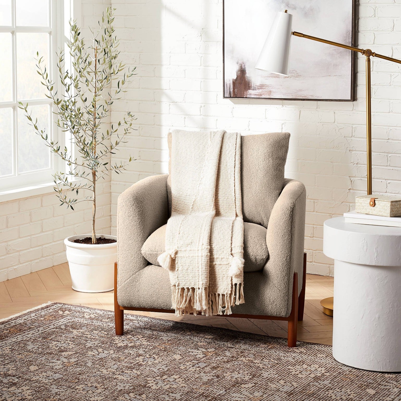 Mcgee shop accent chair