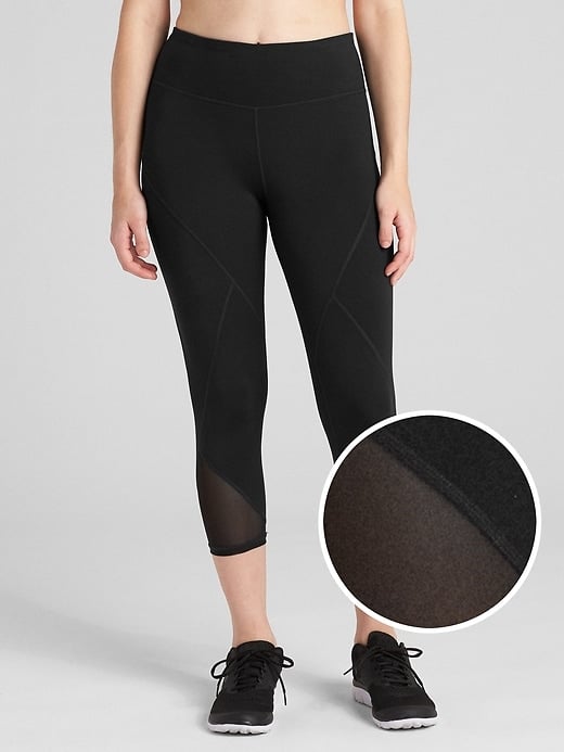 Gap GFast Mid-Rise Capris in Eclipse