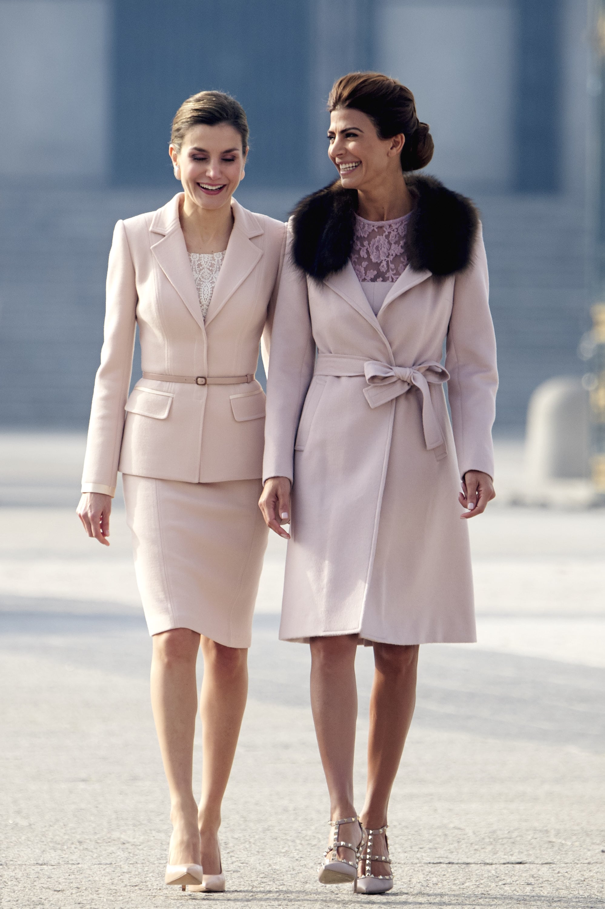 Pink skirt deals outfit queen