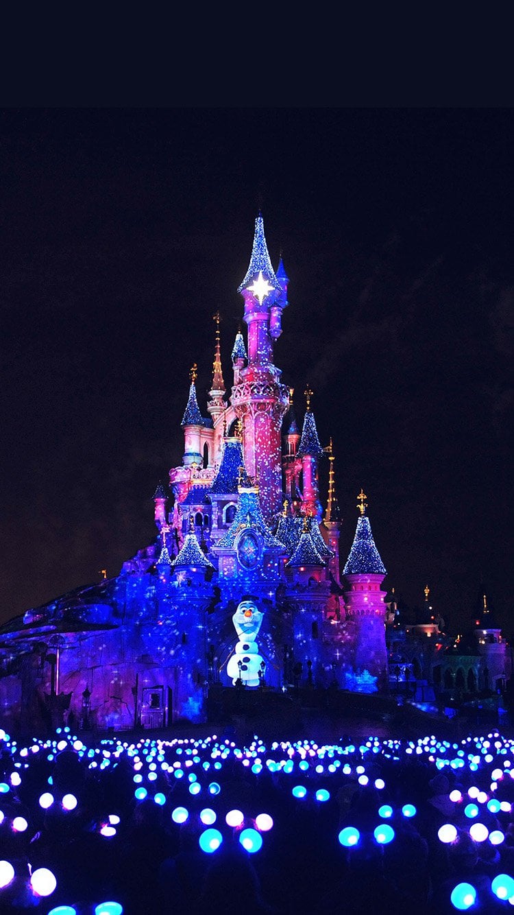 Olaf In Front Of A Castle Disney Iphone Wallpapers Popsugar Australia Tech Photo 20