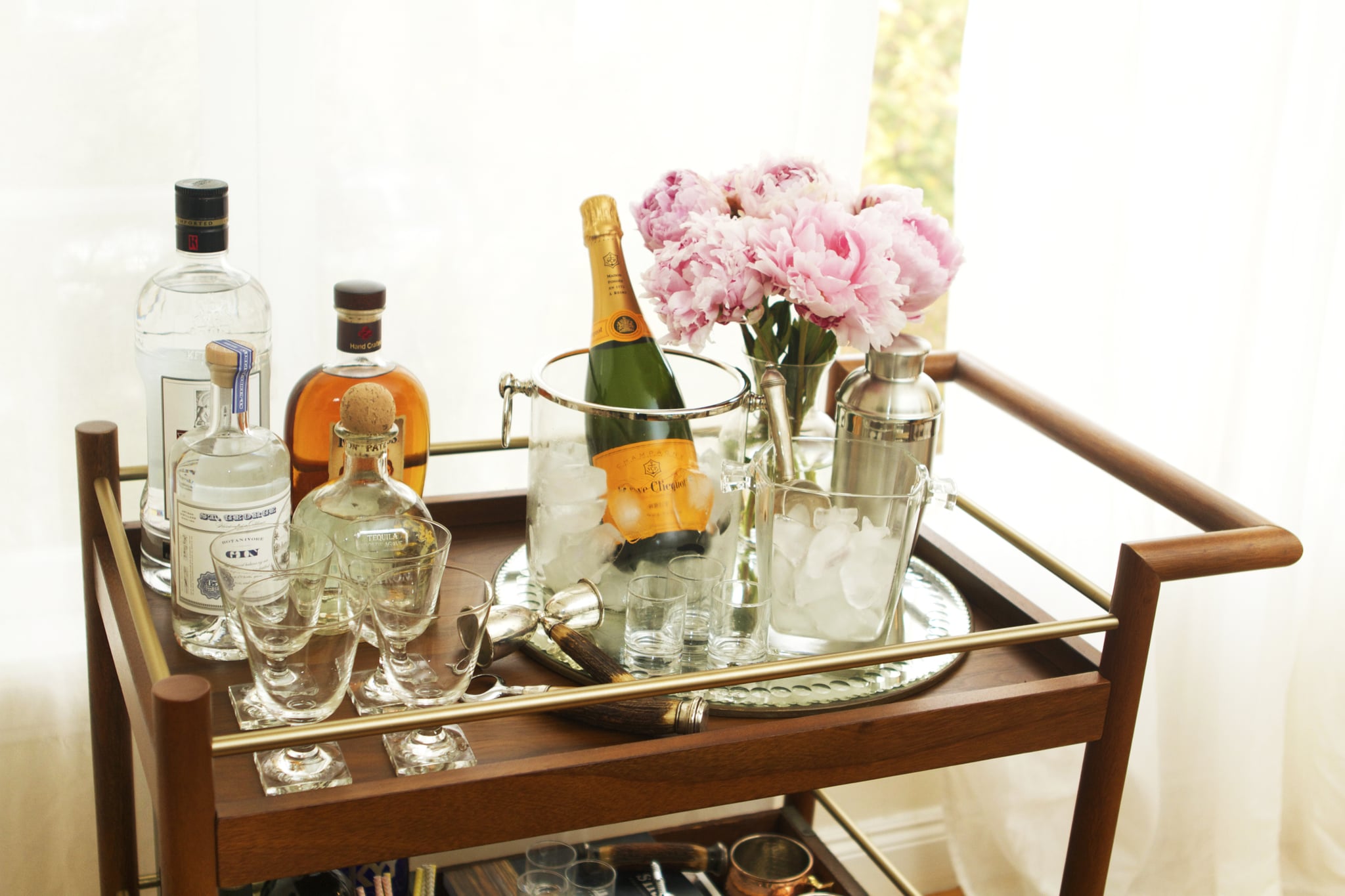 Leo Setup A Home Bar Your Perfect Home Decor Project According