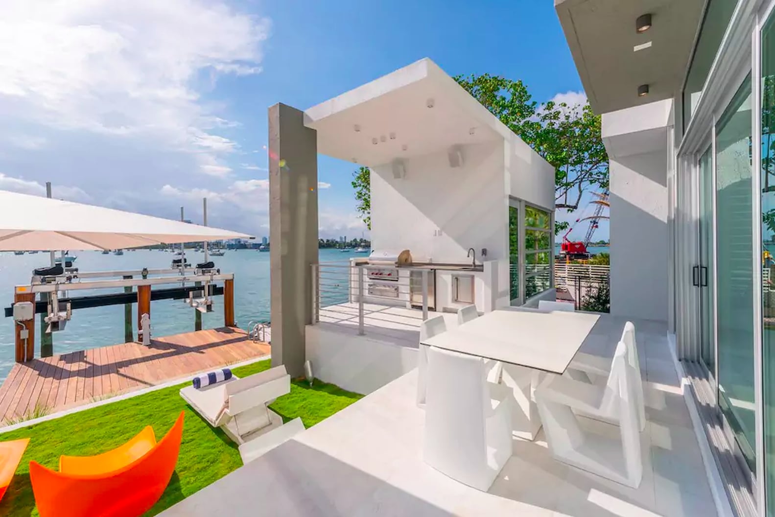 Kylie Jenner Miami Airbnb 2016 POPSUGAR Home