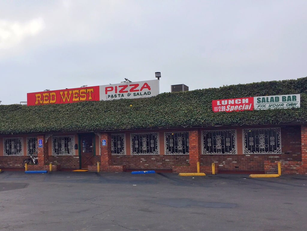 Red West Pizza