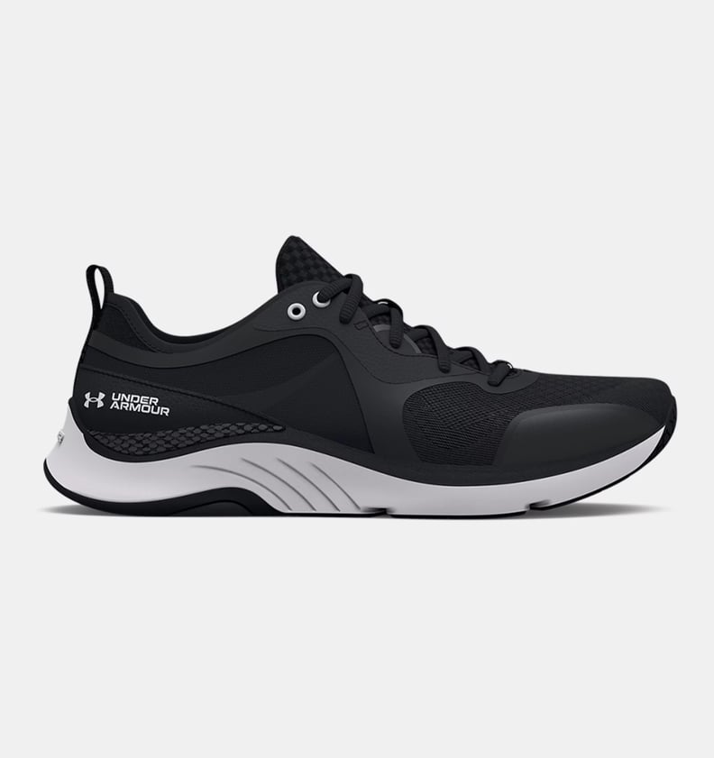 Black and white training shoes new arrivals