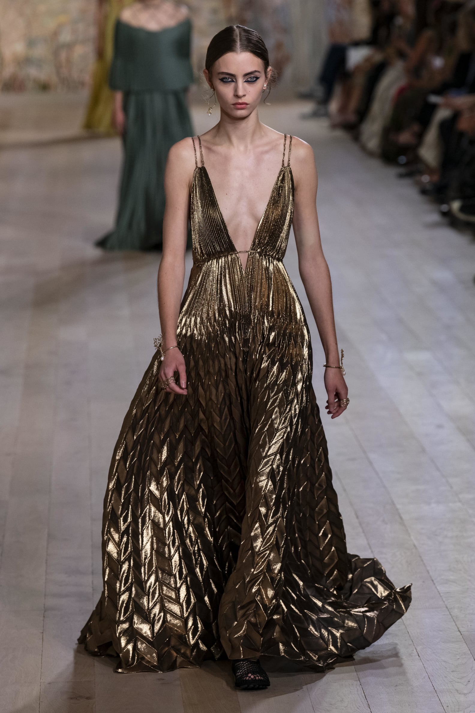 See Anya Taylor-Joy's Dior Haute Couture Gold Lamé Dress | POPSUGAR Fashion