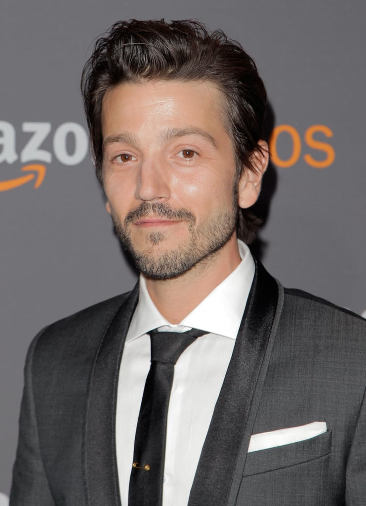 Sexy Diego Luna Pictures