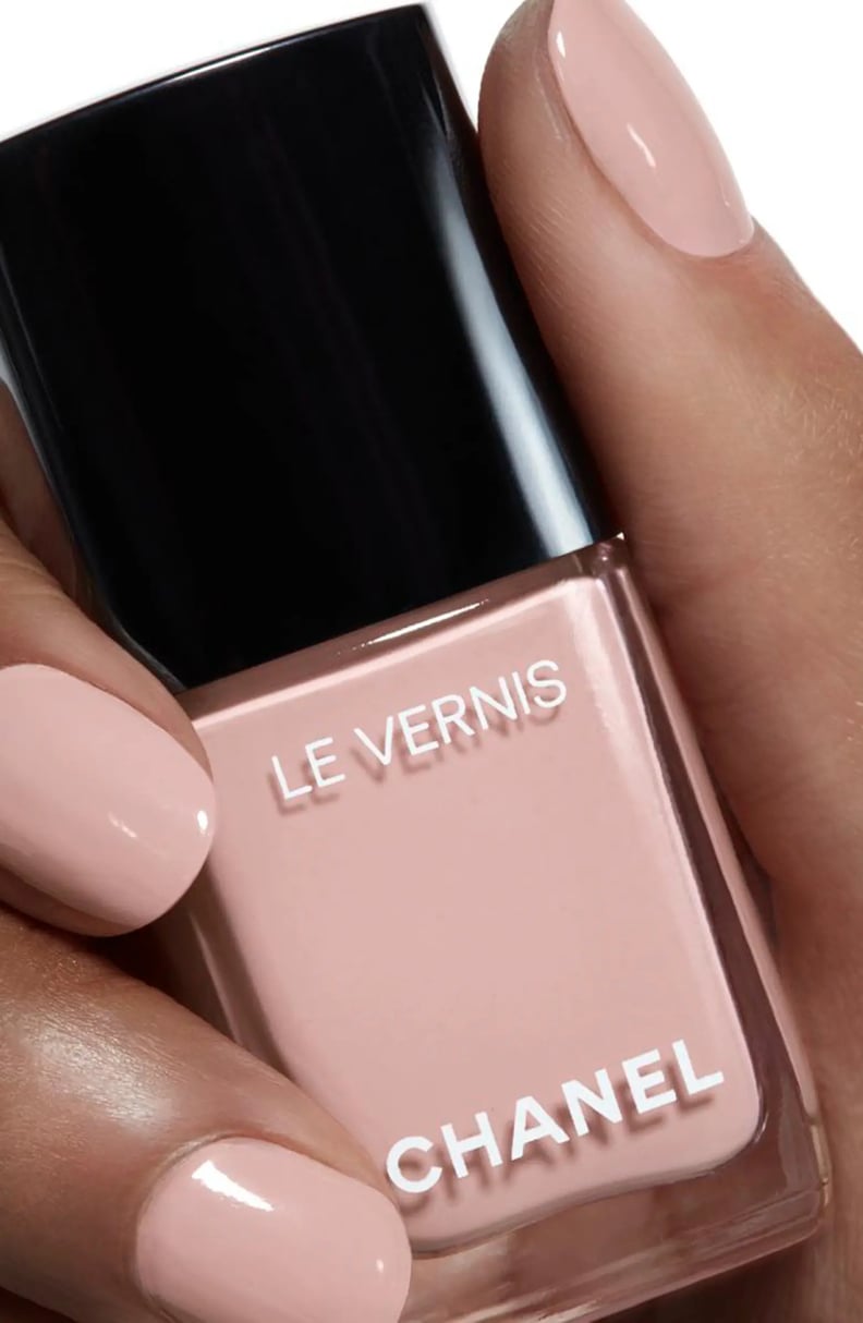 A Small but Mighty Gift: Chanel Le Vernis Longwear Nail Color