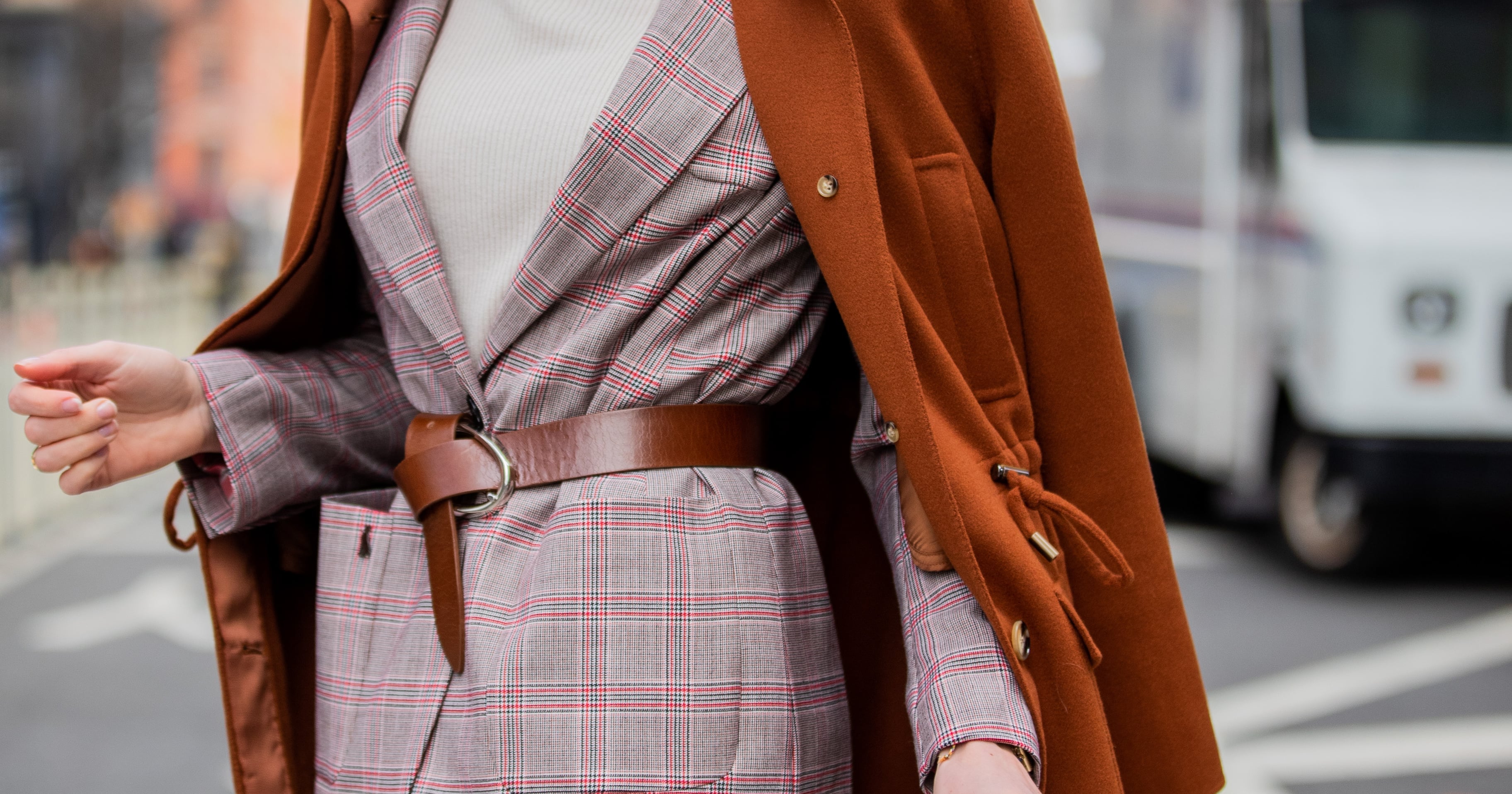 valentino belt outfit ideas