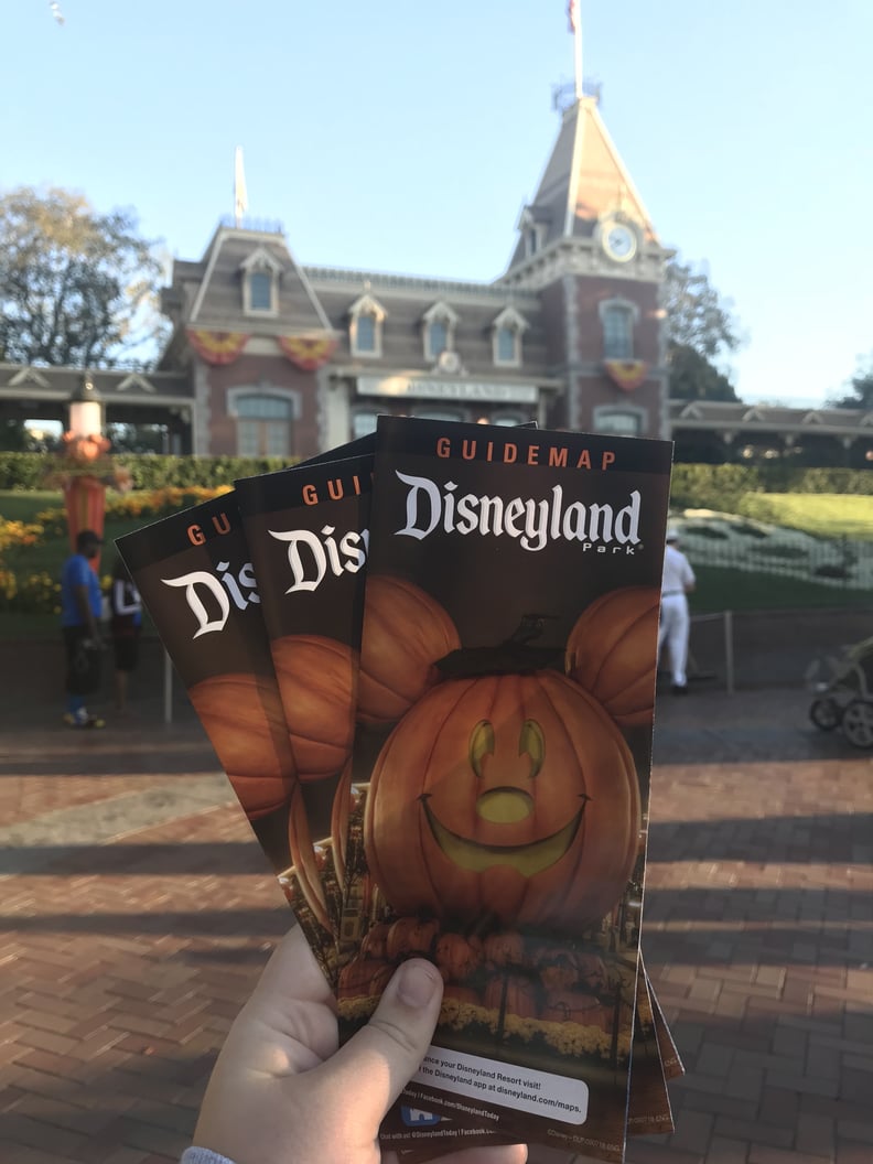Book the "Walk in Walt's Disneyland Footsteps" Tour Early