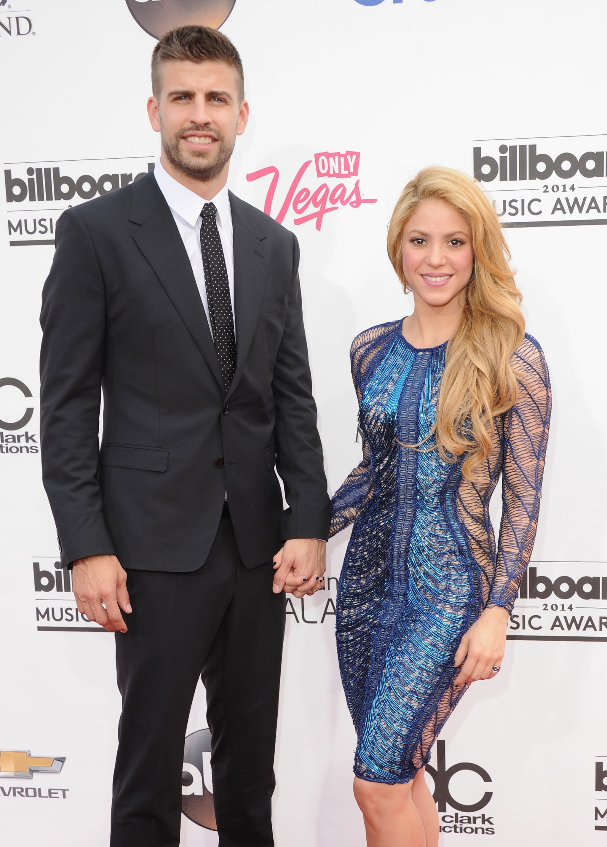 Celebrating Latina Life In Style 41 Photos Of Shakira And Gerard Pique Proving They Are A Match Made In Heaven Popsugar Latina Photo 34