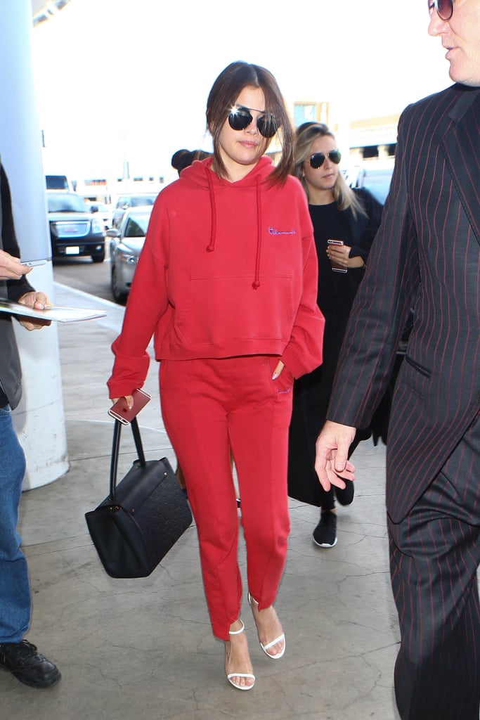 She Was Casual Yet Elevated, Pairing Her Outfit With a Black Bag and Aviator Sunglasses
