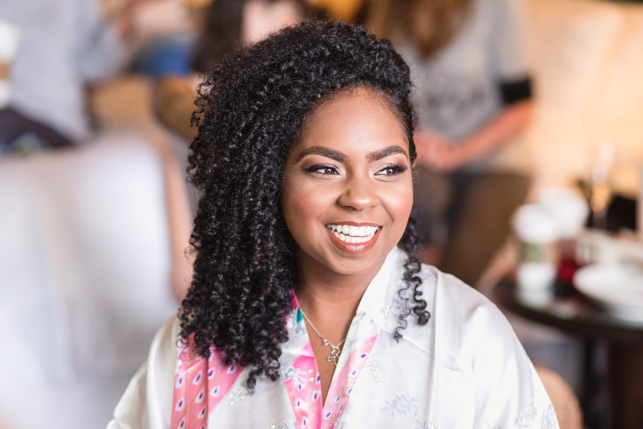 Curls On The Side These Beautiful Bridal Hairstyles Will Make