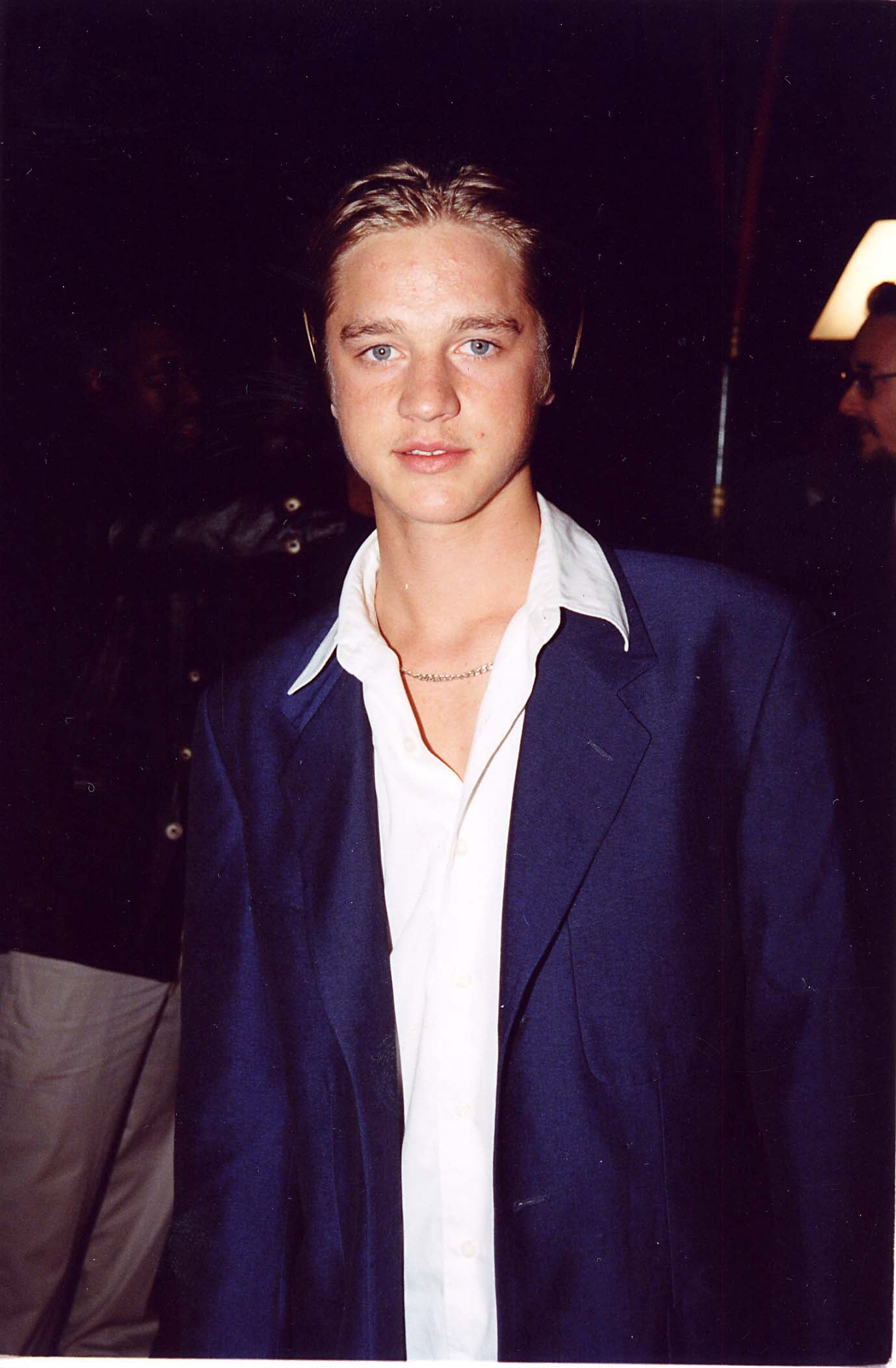 Devon Sawa Can These 90s Stars Have A Major Comeback Please Popsugar Celebrity Photo 8