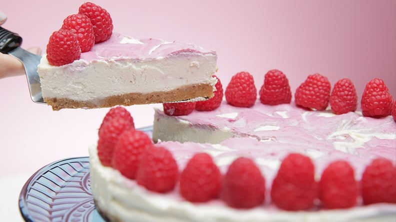 Raspberry Swirl Cheesecake