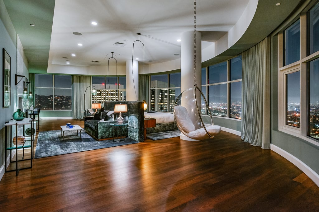 Matthew Perry Los Angeles Penthouse Pictures