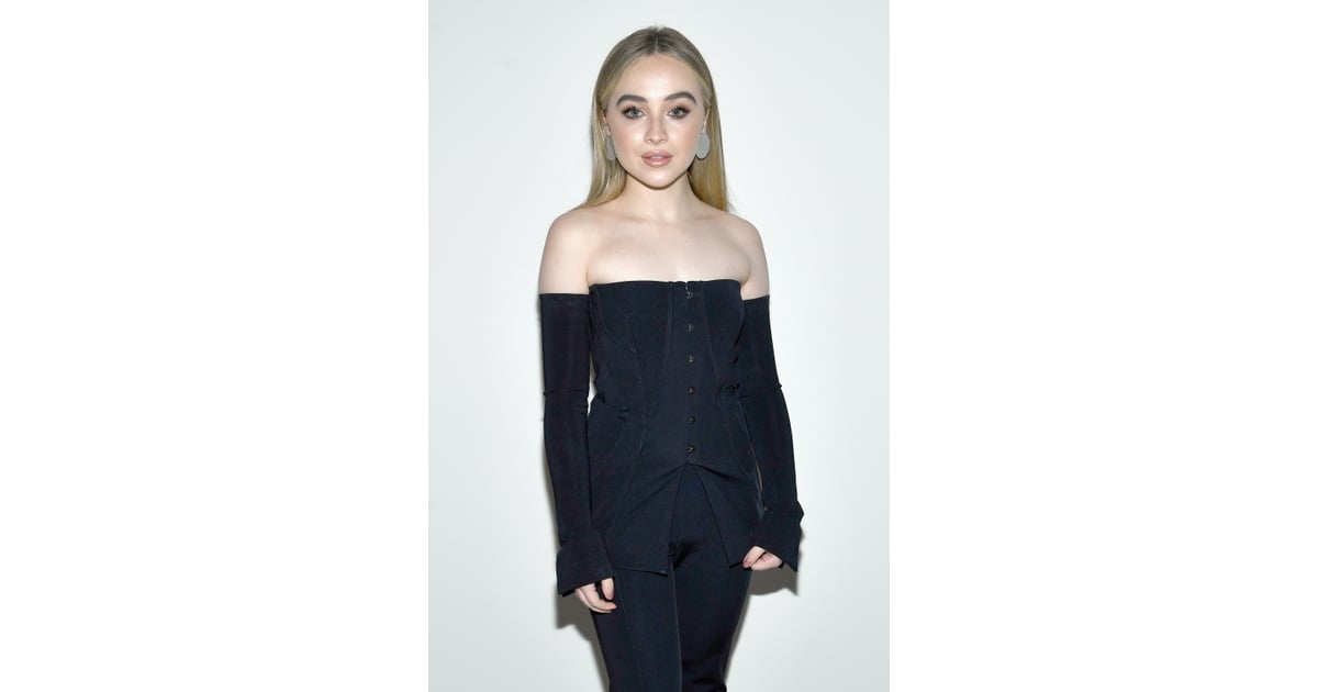 Sabrina Carpenter With Straight Blond Hair In 2017 Sabrina Carpenter