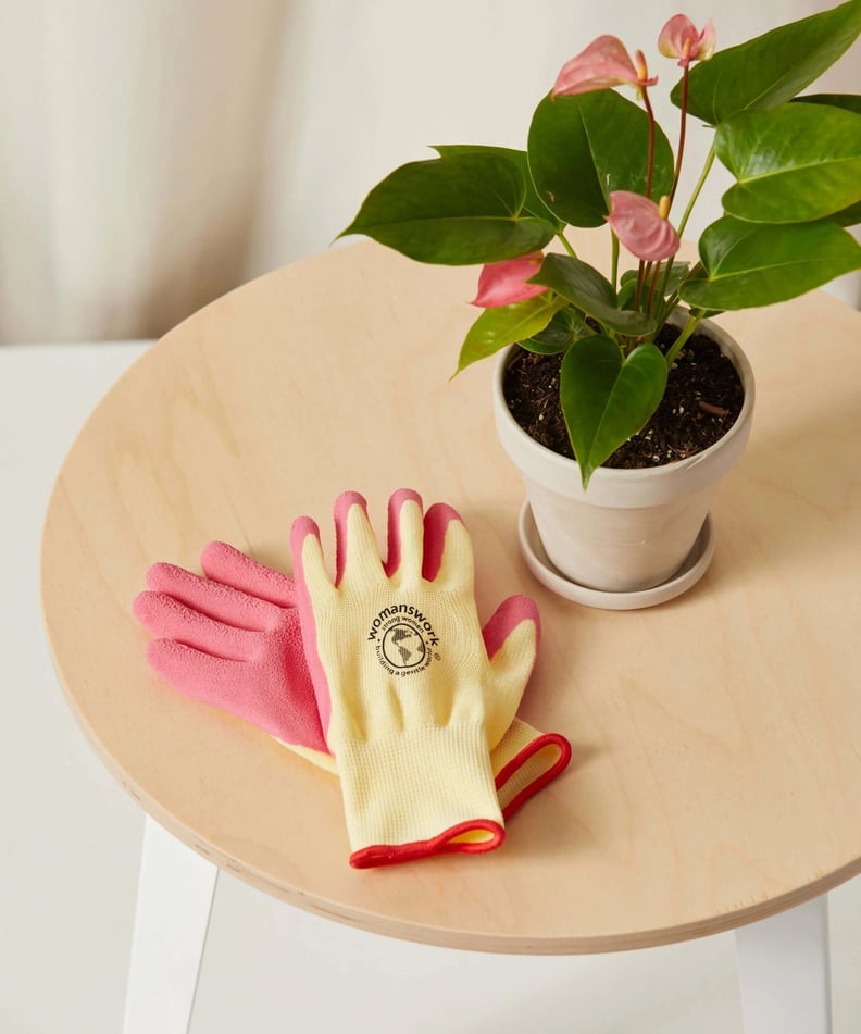 For Outdoor Fun: Pink Gardening Gloves
